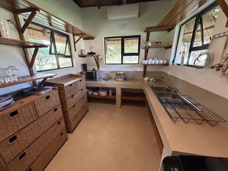 The guest kitchen at the salas
